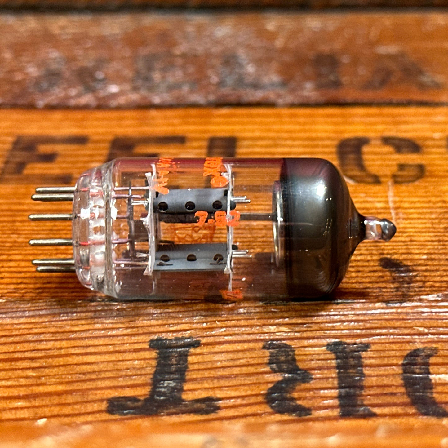 Vintage Amperex 7025 / 12AX7A Preamp Tube 12AX7 ECC83 Valve Orange Globe #273