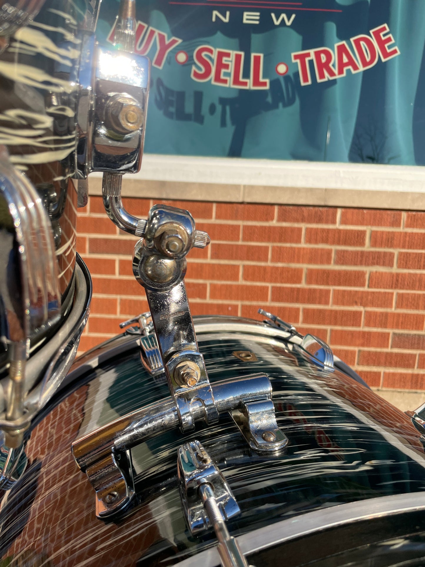 1969 Ludwig Super Classic Drum Set Oyster Black Pearl 22/13/16