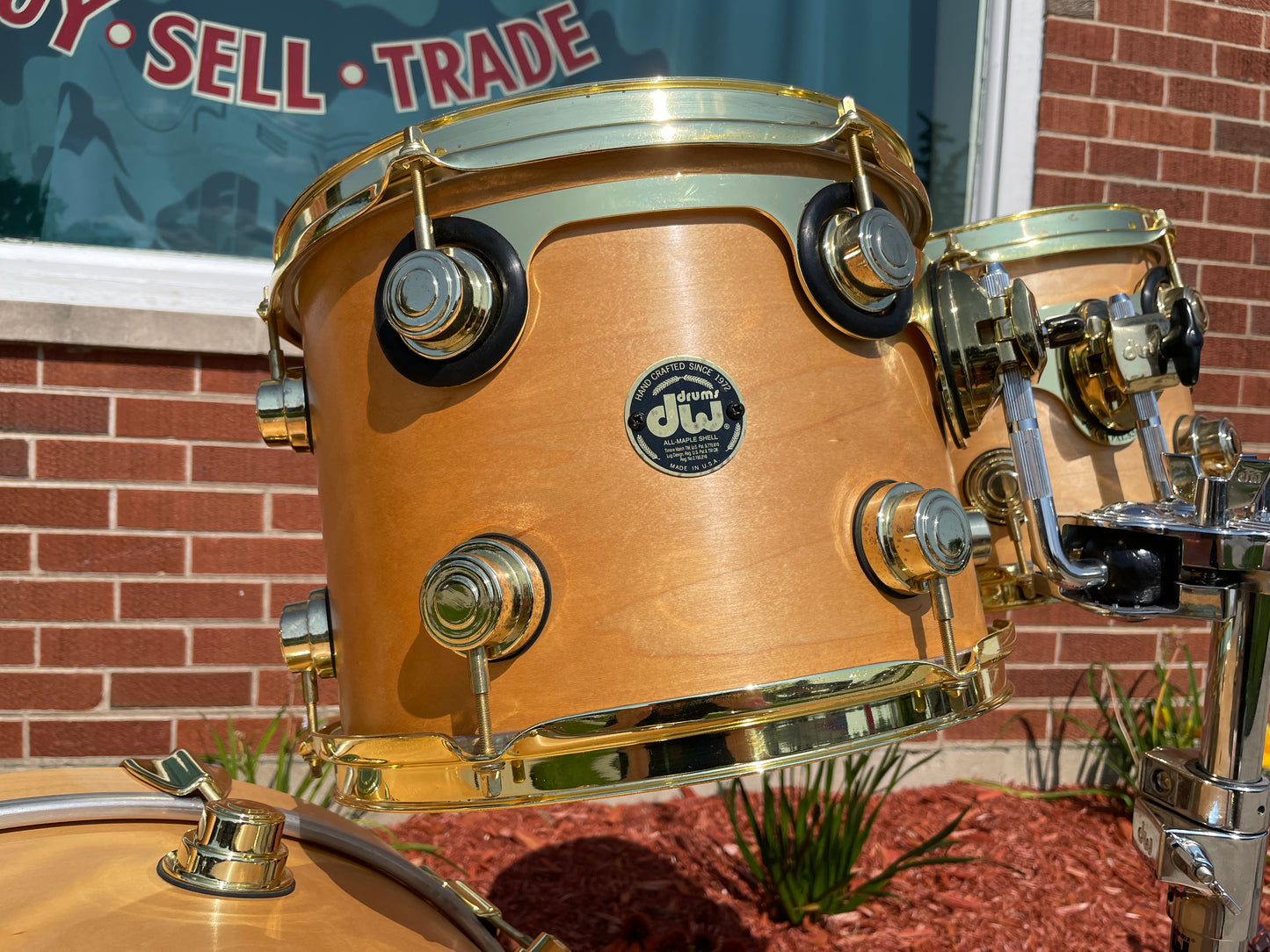 DW Collector's Series Drum Set Gold Hardware Drum Workshop 22/10/12/14/16/5.5x14sn