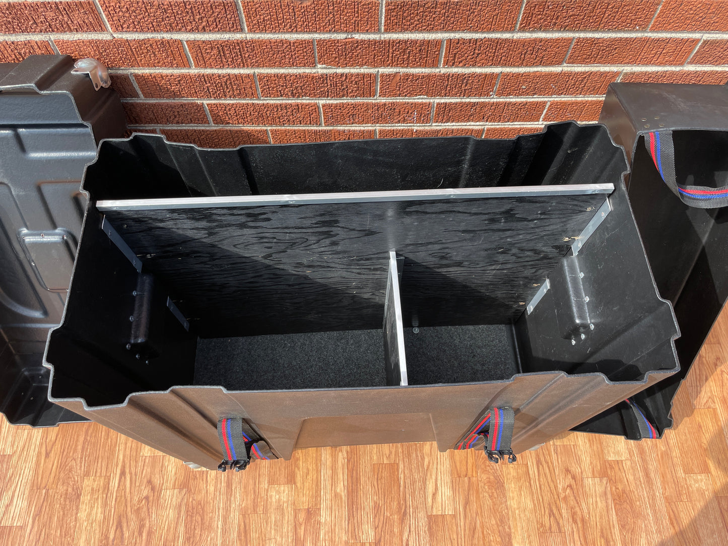 Humes and Berg Enduro Trap Case with Casters DR550XA Black