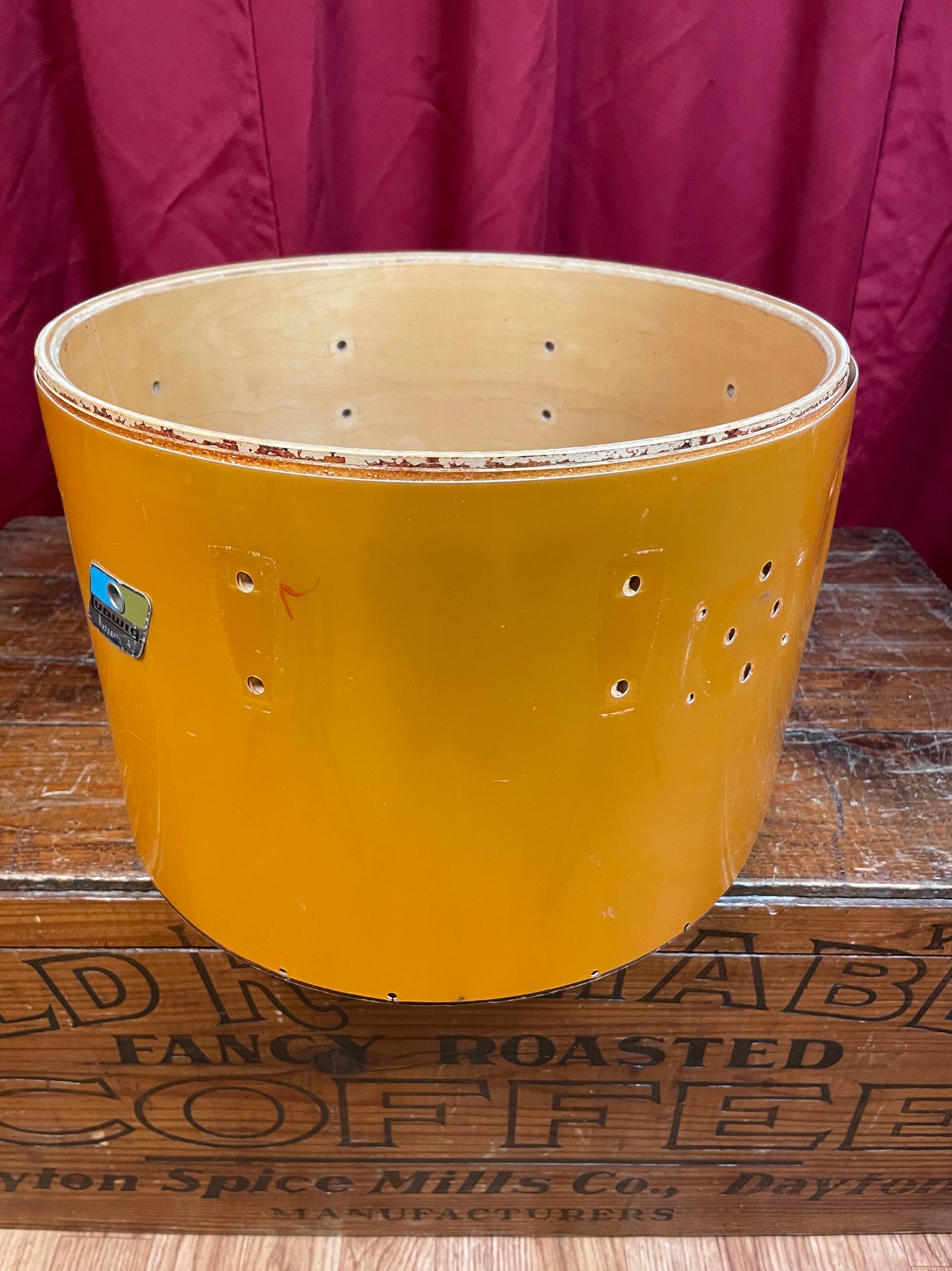 1980s Ludwig 9x13 Concert Tom Drum Shell Gold Silk 6-Ply