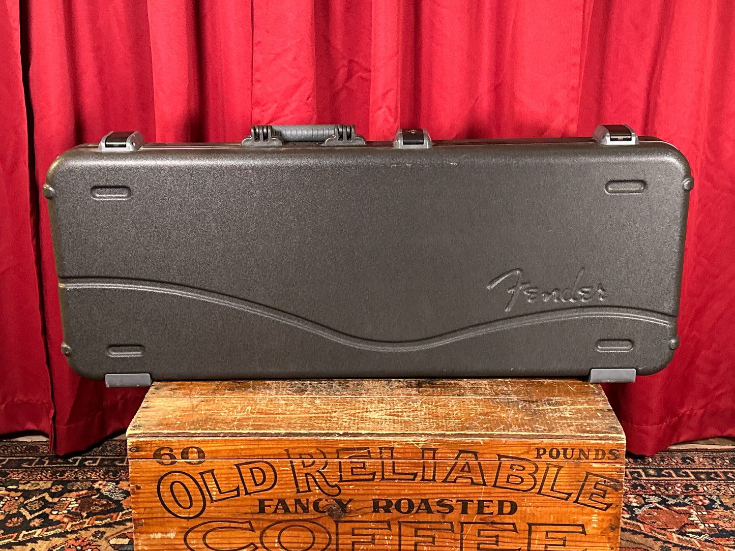 2022 Fender Mod Shop Acoustasonic Stratocaster Black w/ OHSC