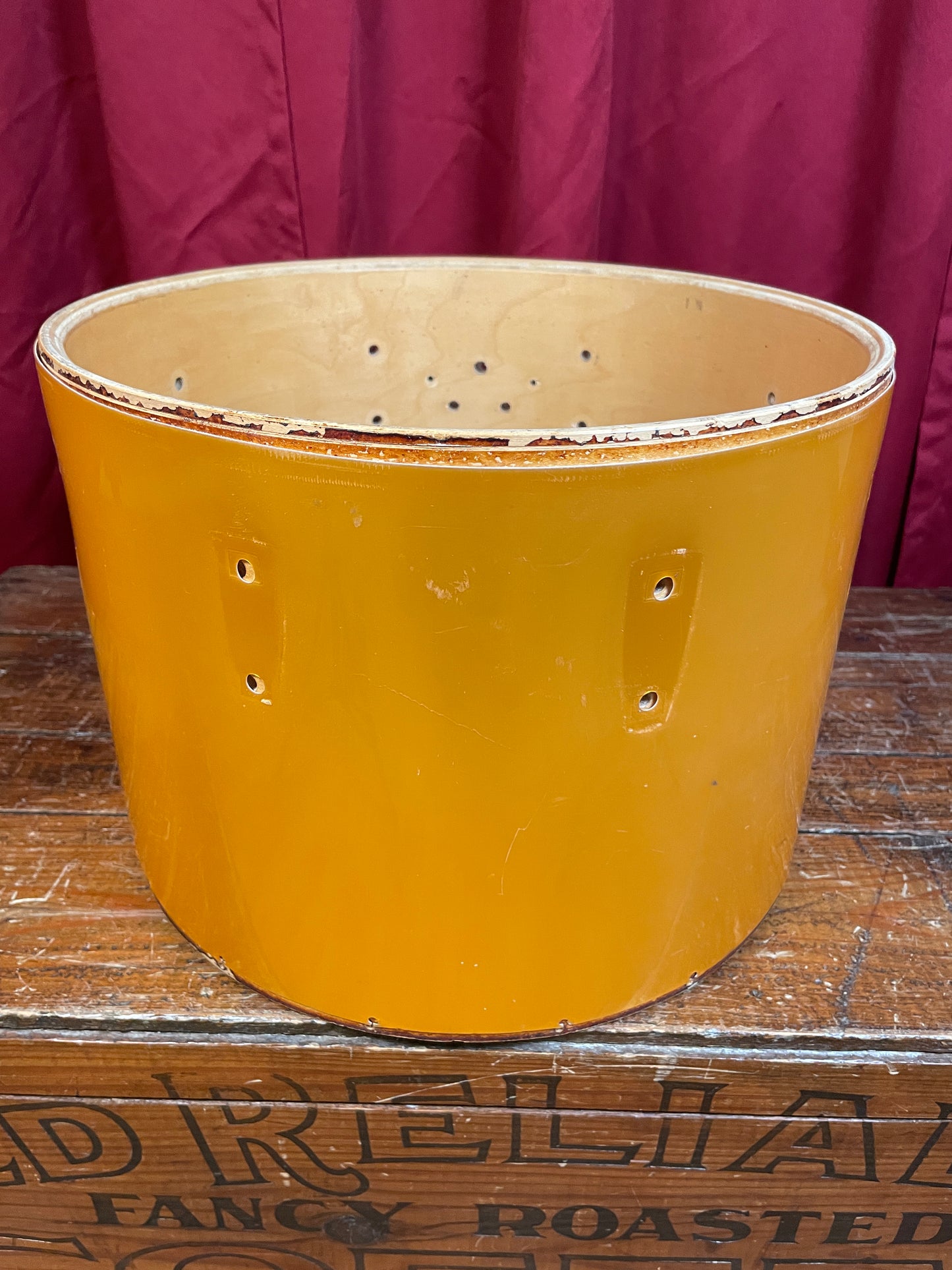1980s Ludwig 9x13 Concert Tom Drum Shell Gold Silk 6-Ply