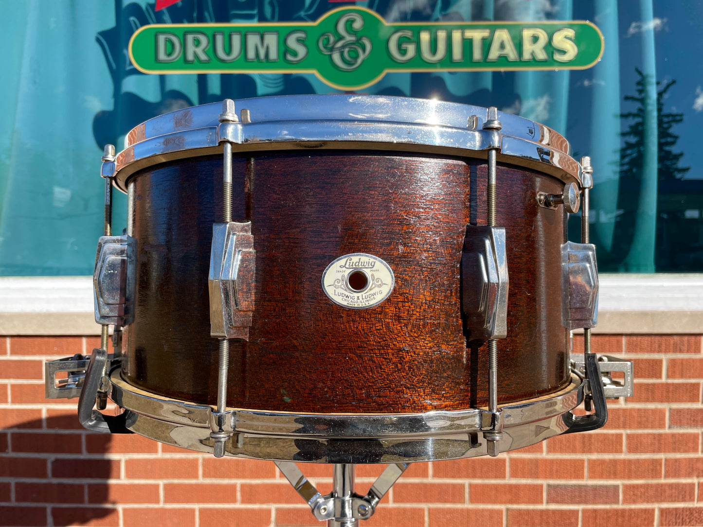 1939 Ludwig & Ludwig 7x14 No. 50 Super Ludwig Snare Drum Mahogany White Enamel Badge Super Swing