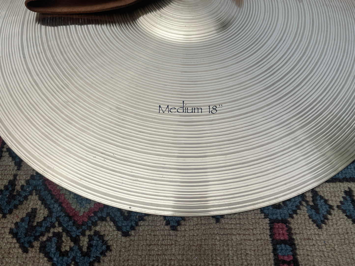 18" Paiste Signature Medium Symphonic Hand Cymbal Pair