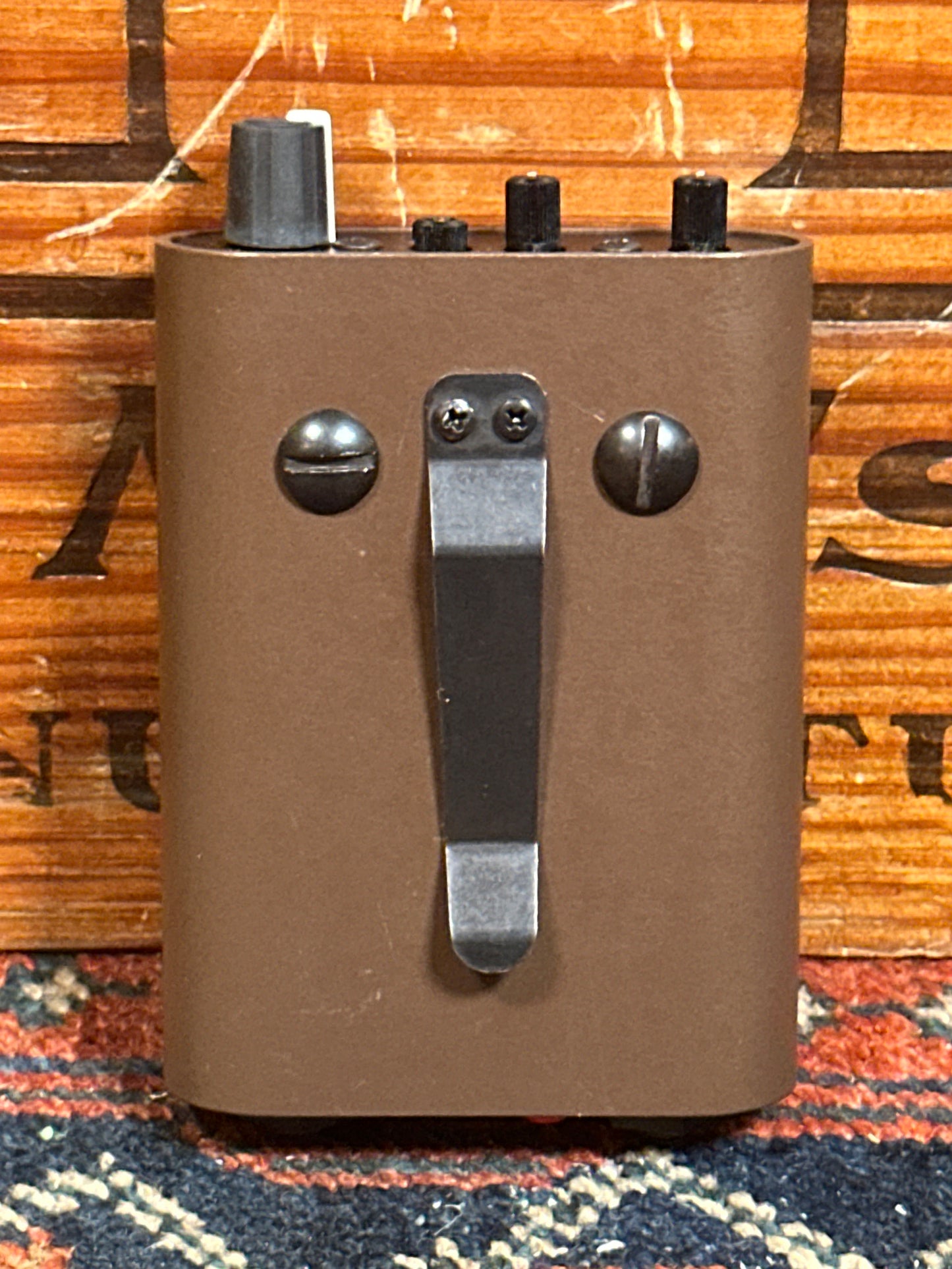 LR Baggs Gigpro Belt Clip Universal Acoustic Guitar Preamp