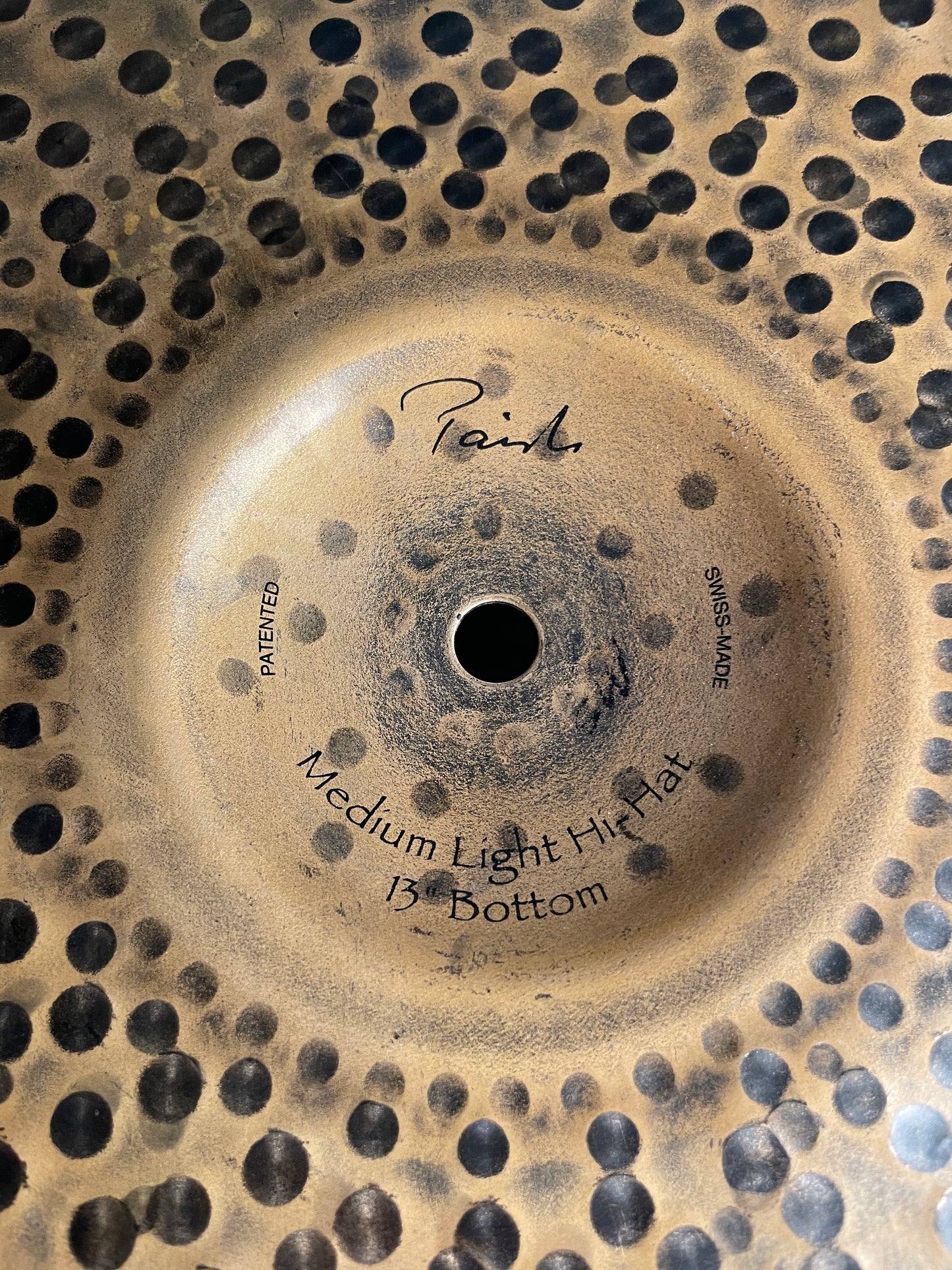 13" Paiste Signature Medium Light Hi-Hat Pair 760g/1014g *Video Demo*