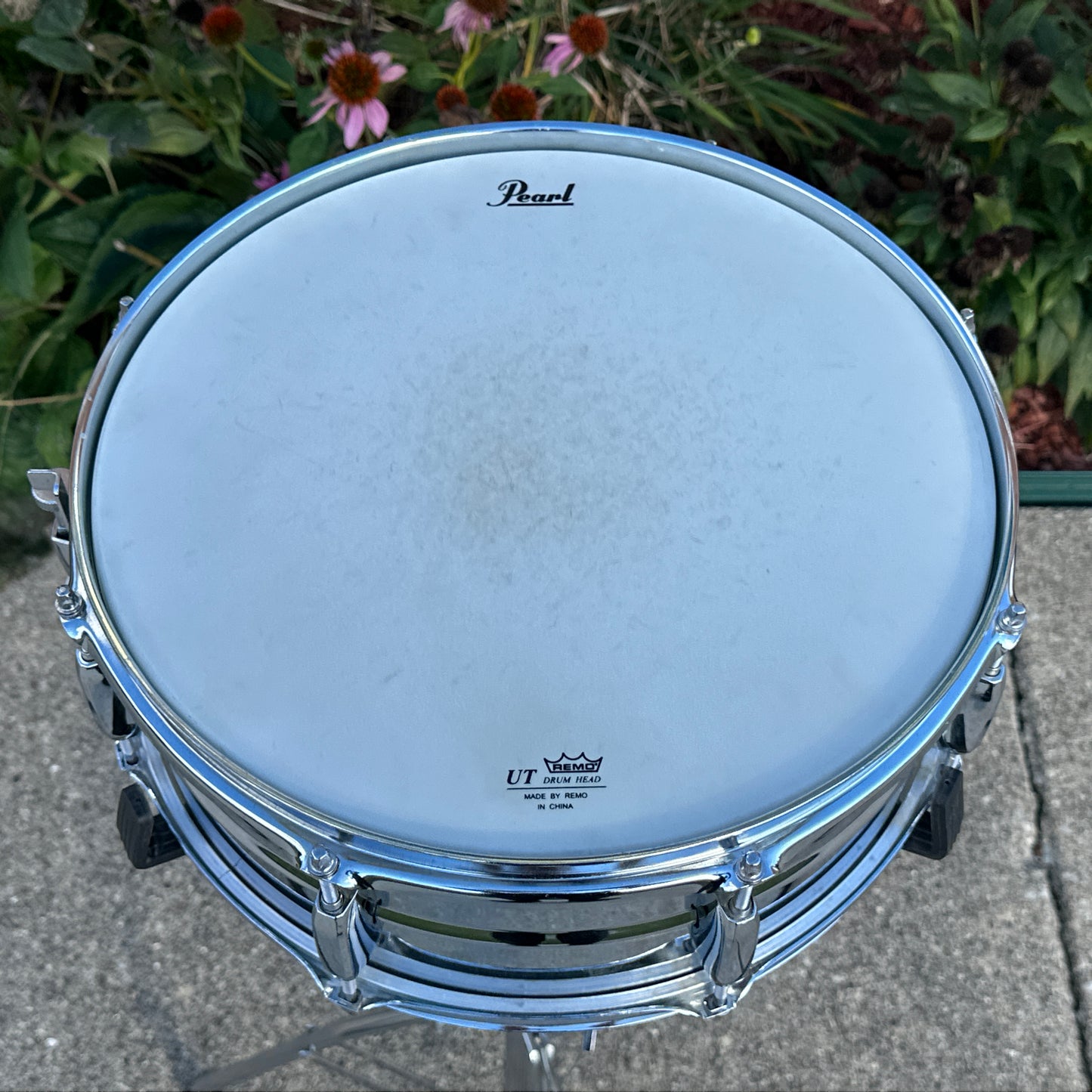 2000s Pearl Standard Steel 5.5x14 Snare Drum Mirror Chrome SS1455