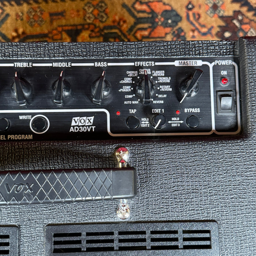 Vox AD30VT Valvetronix 1x10 30w Modeling Combo Amplifier