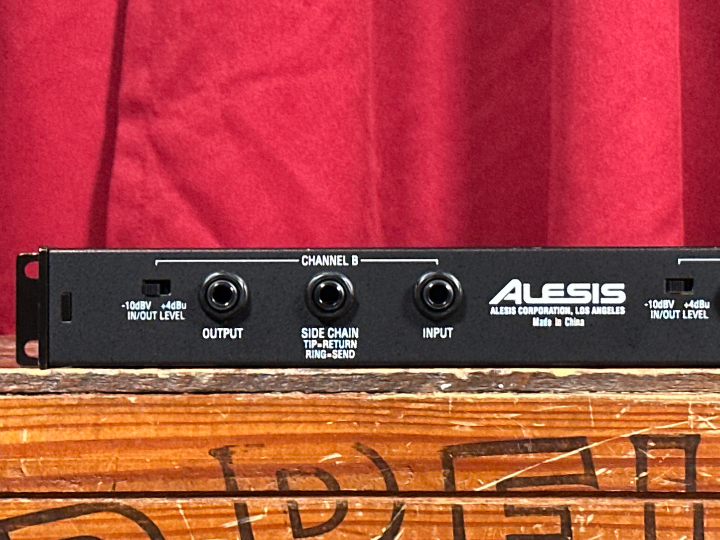 1990s Alesis 3630 Dual Channel Compressor / Limiter with Gate