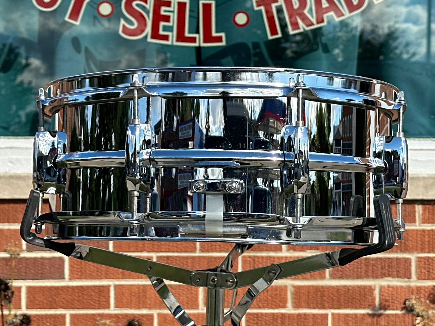 2000s Pearl Standard Steel 5.5x14 Snare Drum Mirror Chrome SS1455