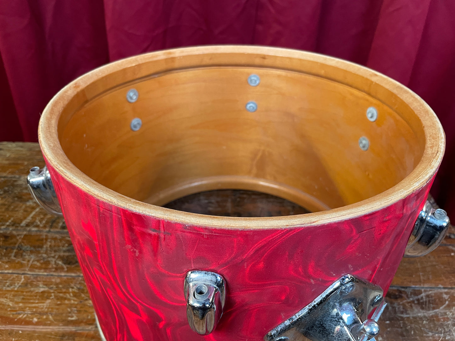 1970s Slingerland 9x13 Concert Tom Red Satin Flame 3-Ply