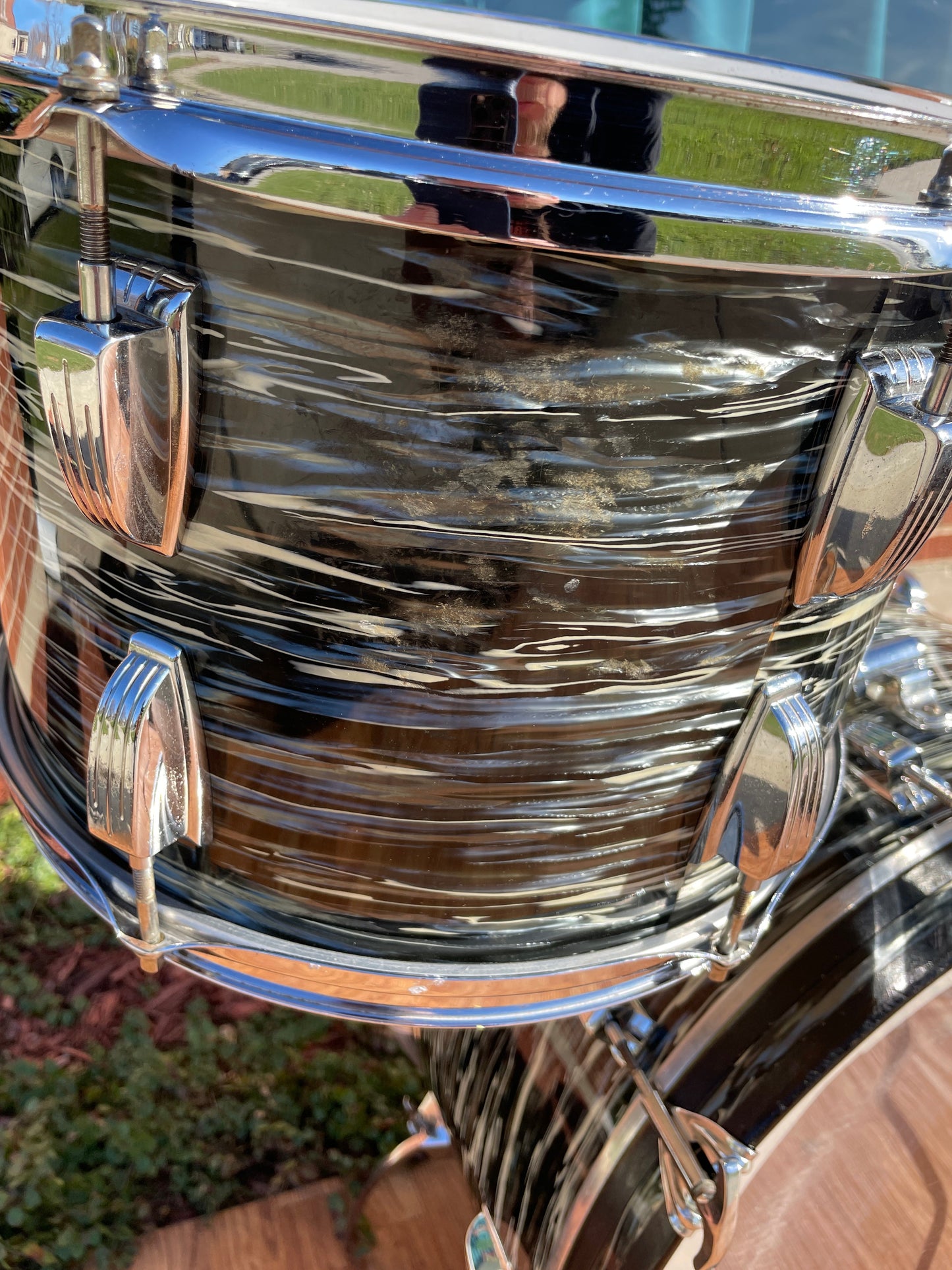 1969 Ludwig Super Classic Drum Set Oyster Black Pearl 22/13/16