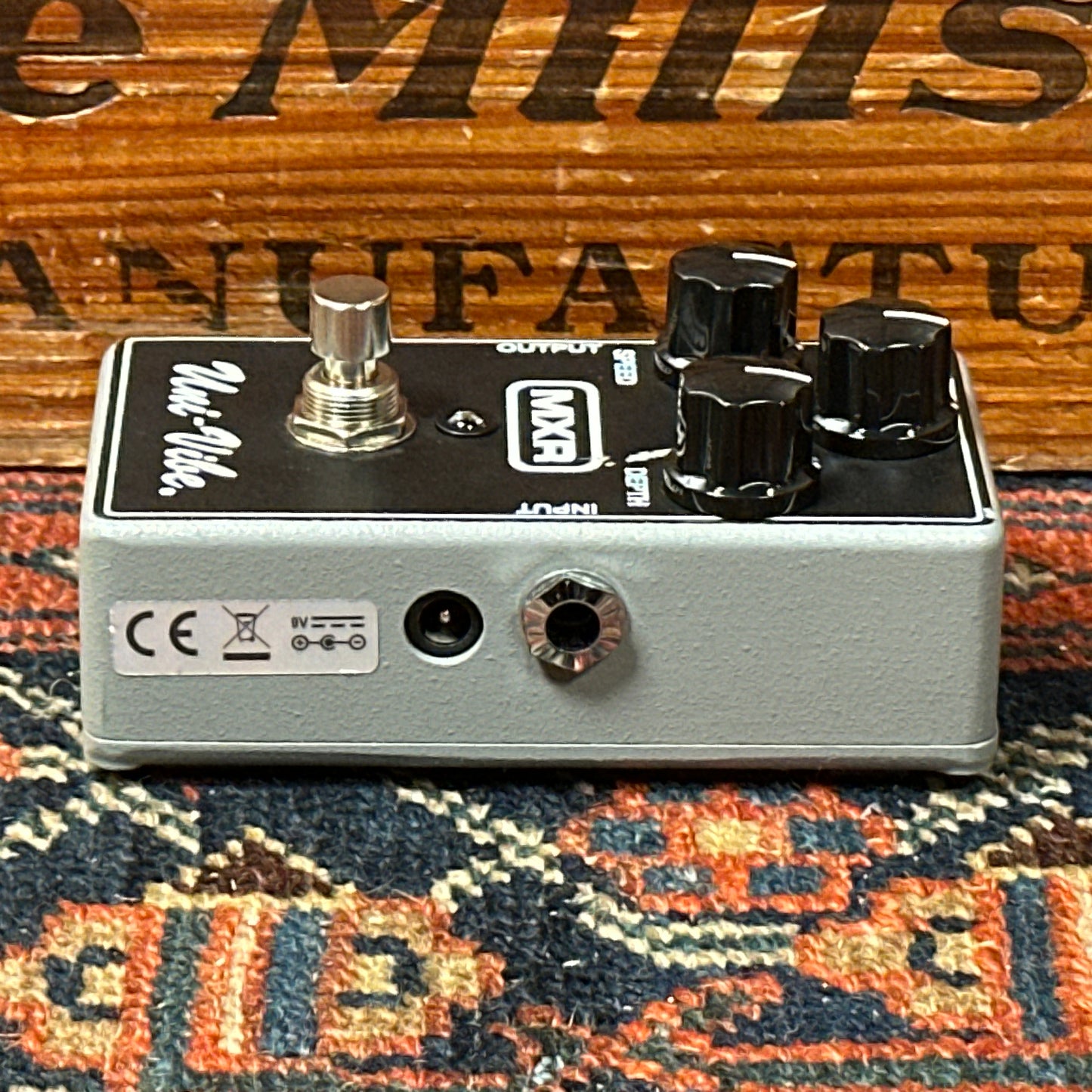 MXR M68 Uni-Vibe Chorus / Vibrato Pedal *Video Demo*