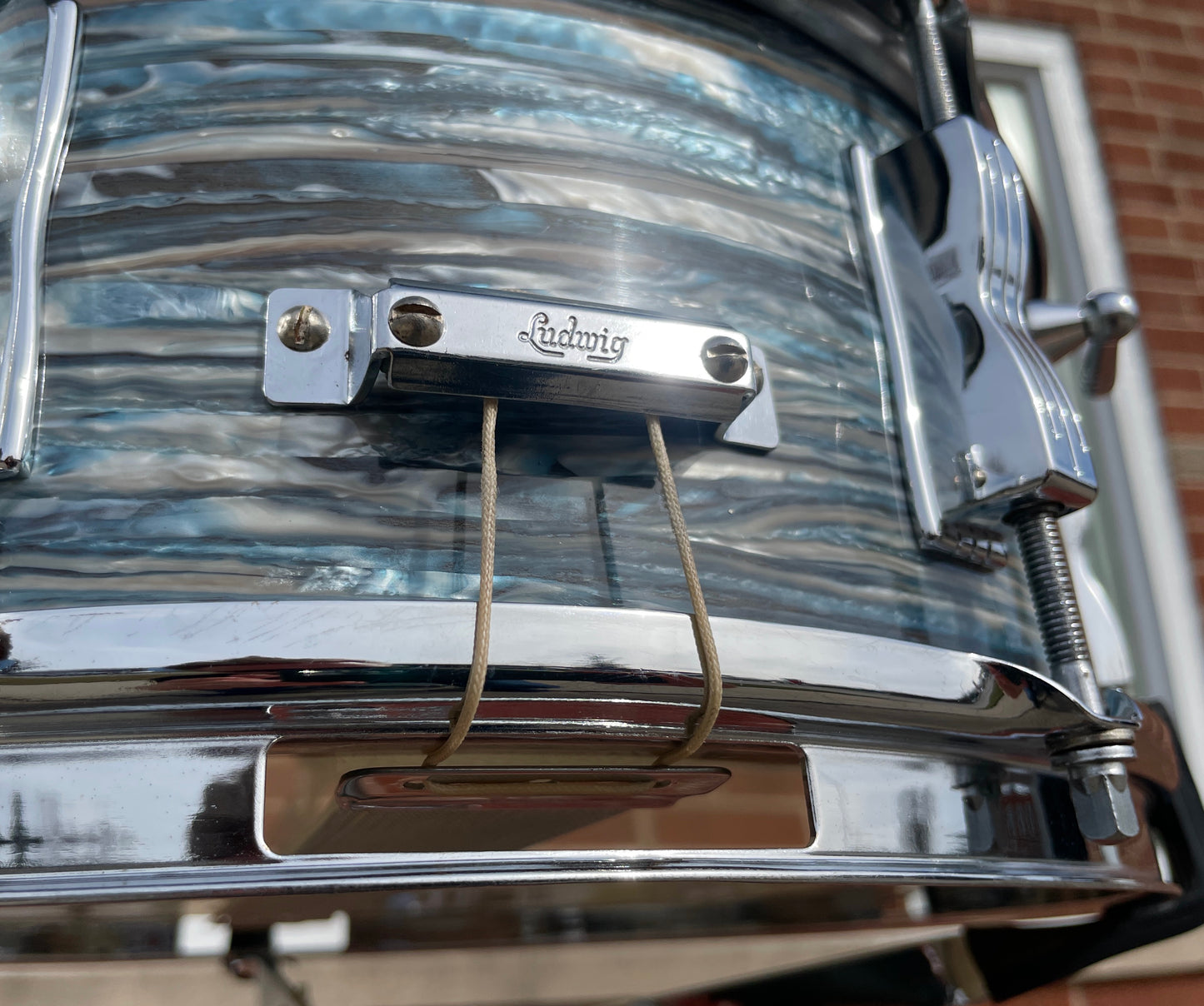 1966 Ludwig No. 908P Jazz Festival 5x14 Snare Drum Oyster Blue Pearl