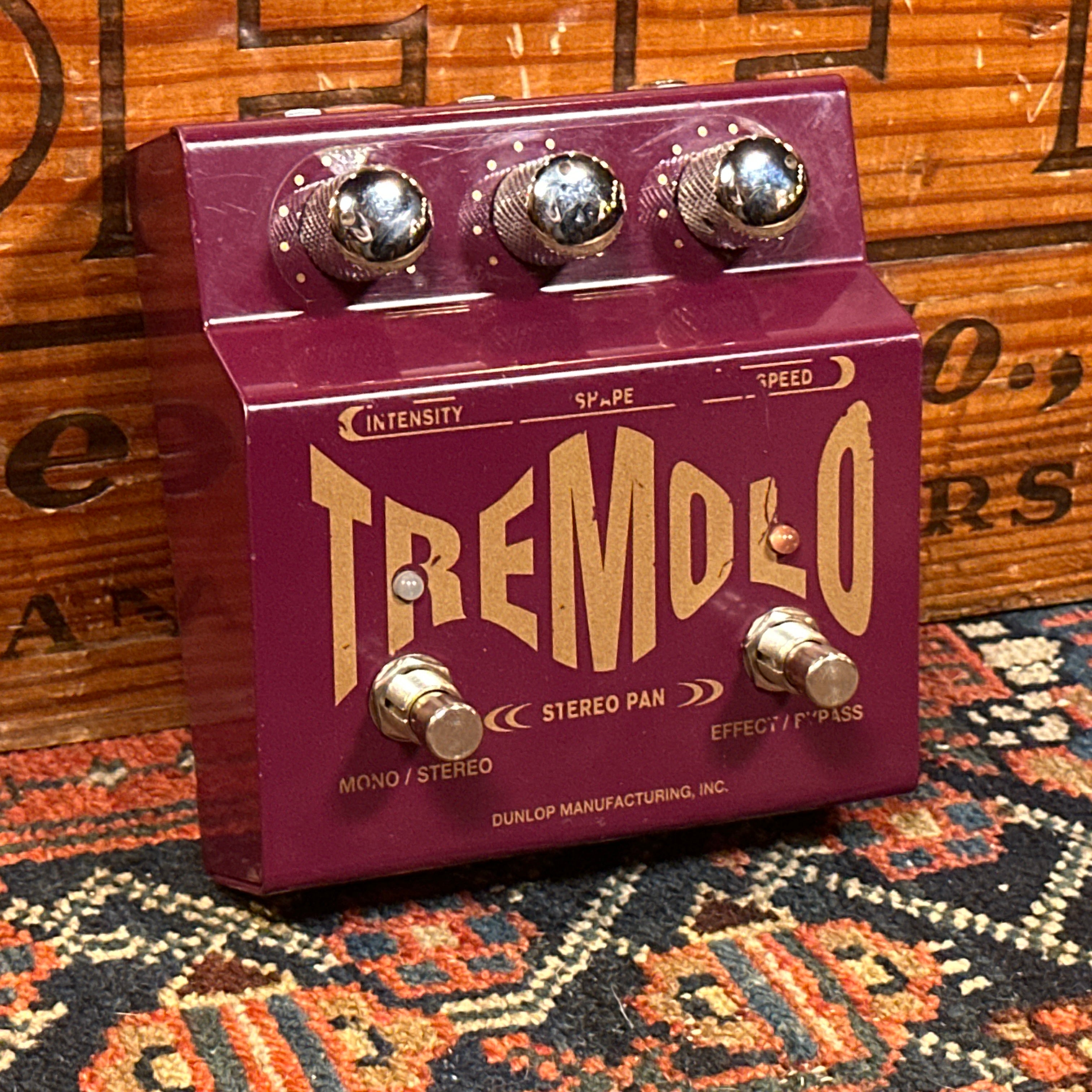 dunlop tremolo pedal Dunlop TS-1 Stereo Tremolo Pedal – Drugan's Drums & Guitars