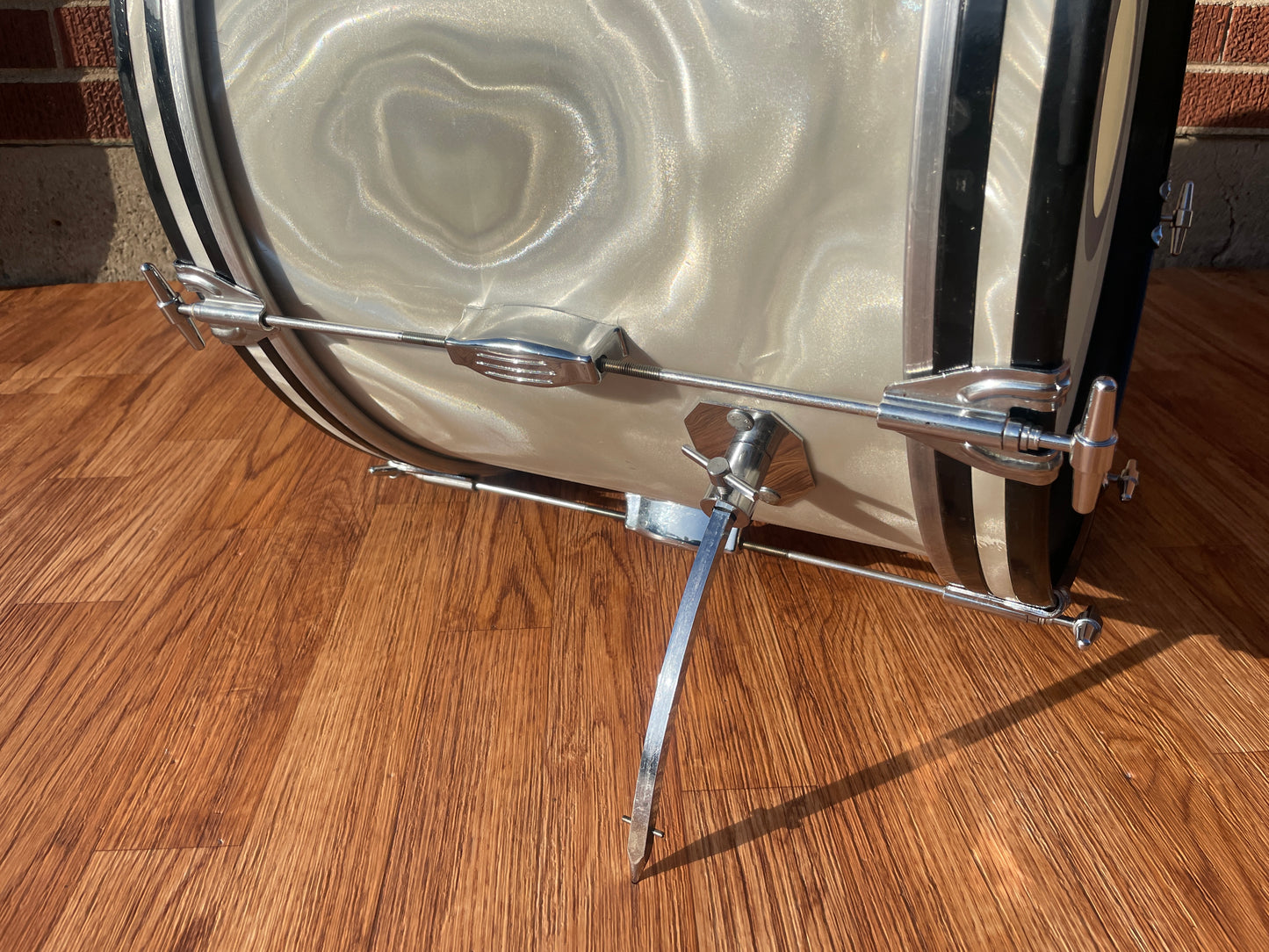 1960s Camco 14x20 Bass Drum White Moire / Satin Flame