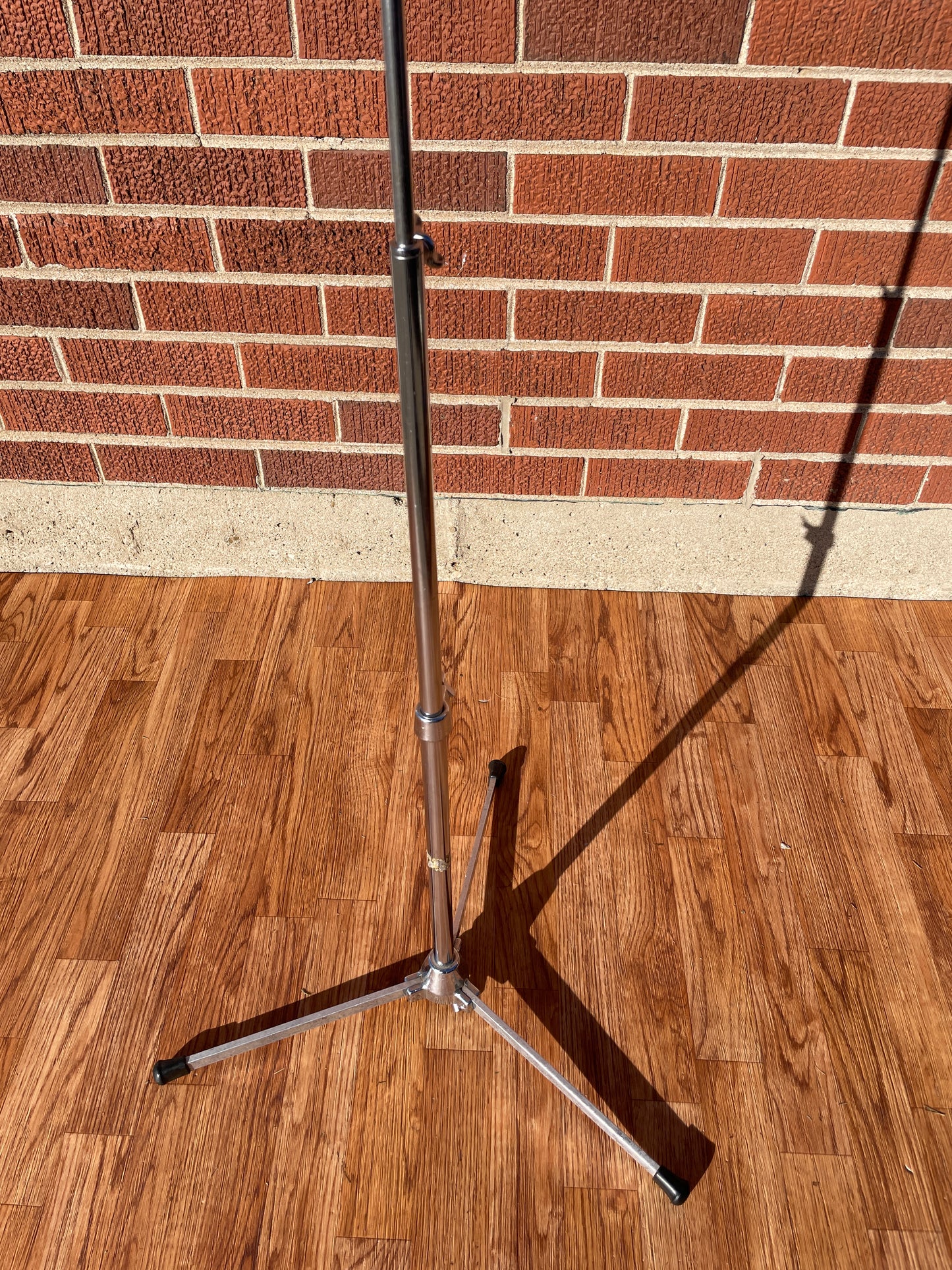 1960s Slingerland No. 33F Flush Base Cymbal Stand #1