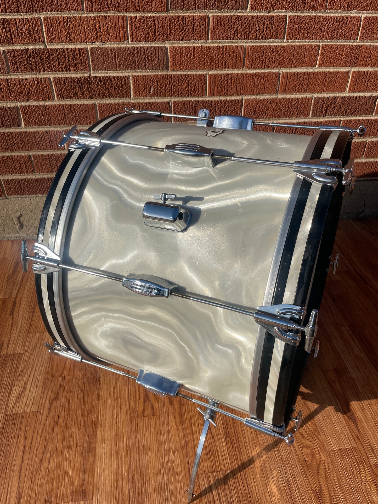 1960s Camco 14x20 Bass Drum White Moire / Satin Flame