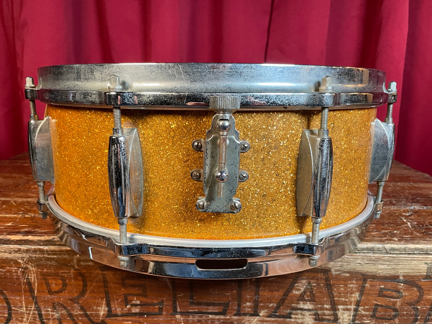 1960s Gretsch No. 4157 5.5x14 Snare Drum Gold Sparkle Round Badge