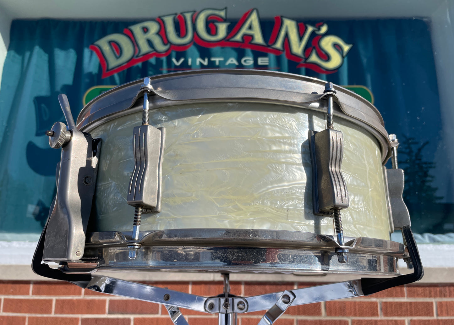 1959 Ludwig No. 900P Buddy Rich Super Classic 5.5x14 Snare Drum White Marine Pearl WMP