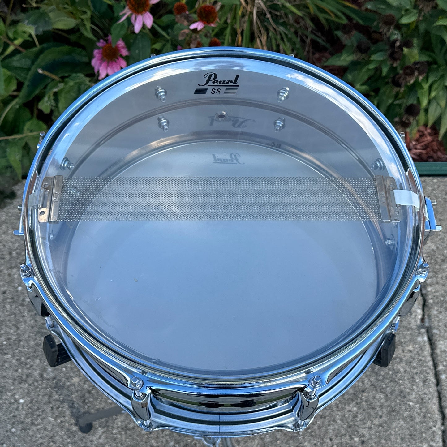 2000s Pearl Standard Steel 5.5x14 Snare Drum Mirror Chrome SS1455