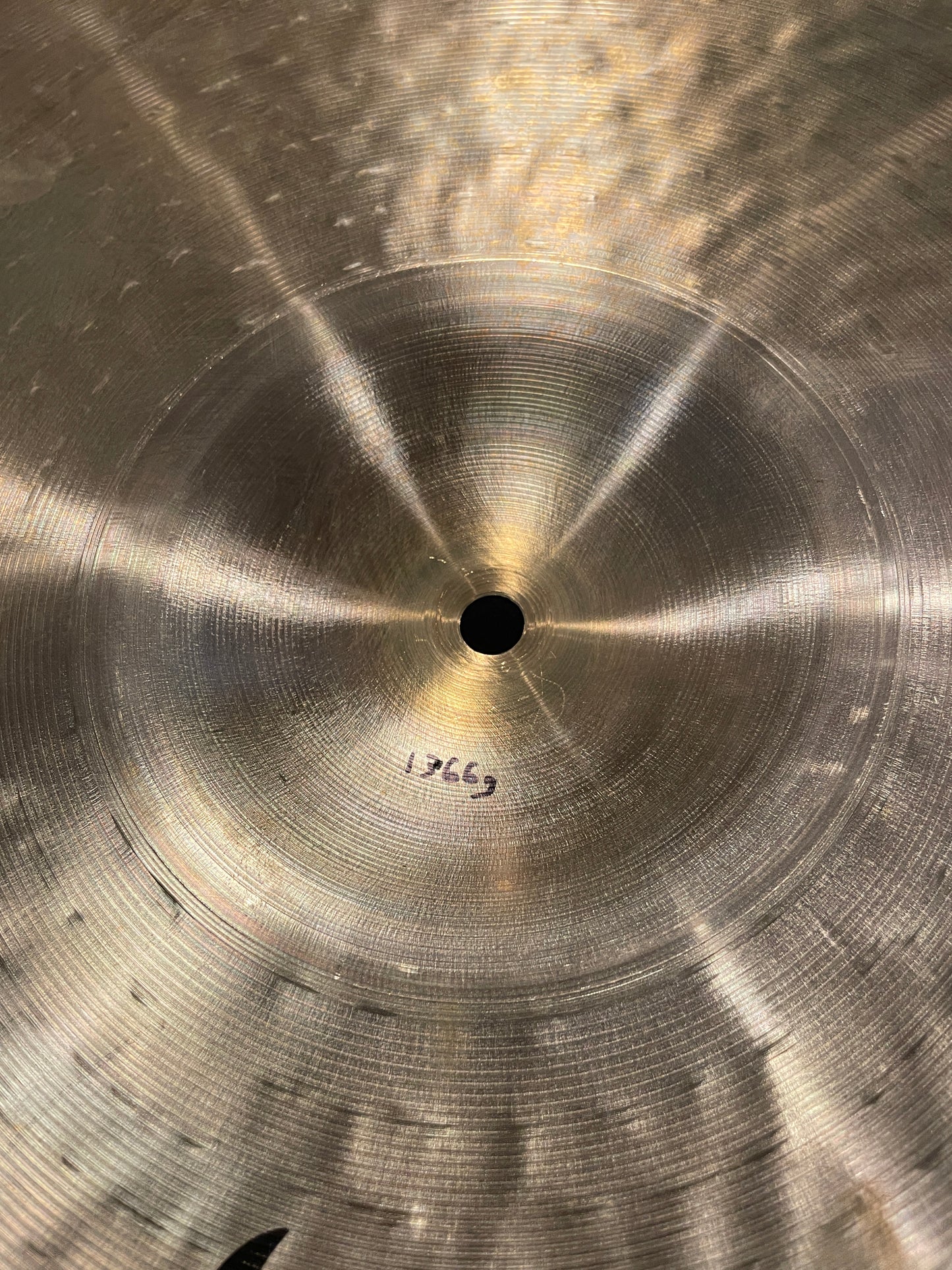 18" Zildjian K Custom Dark Crash Cymbal 1366g