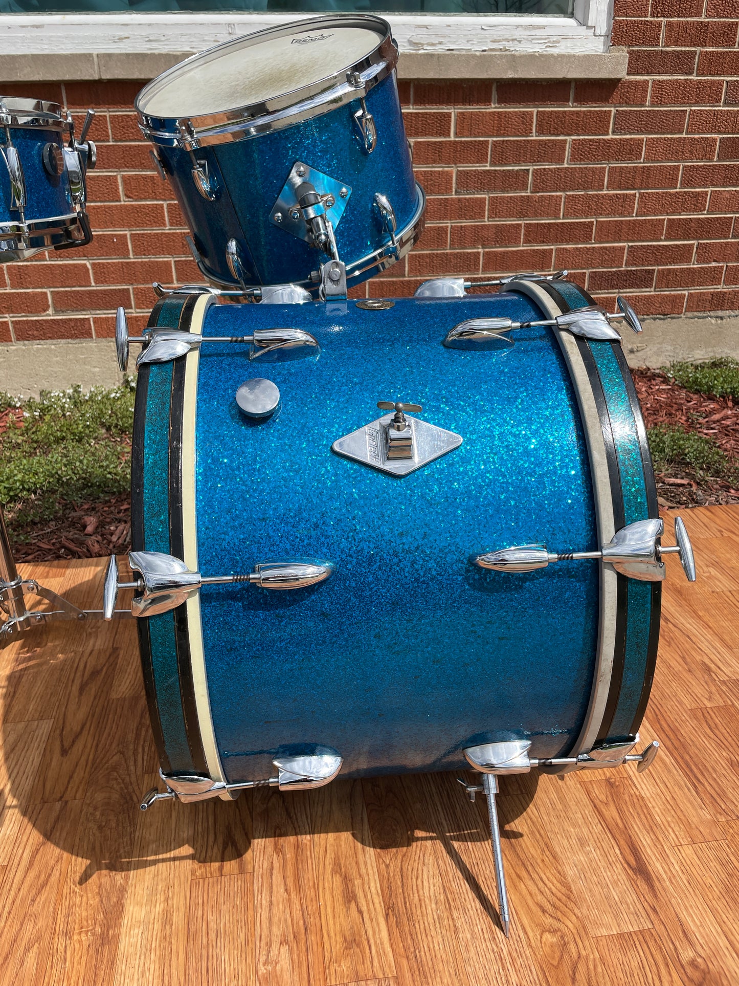 1960s Gretsch Progressive Jazz Drum Set Blue Sparkle 20/12/14/5.5x14