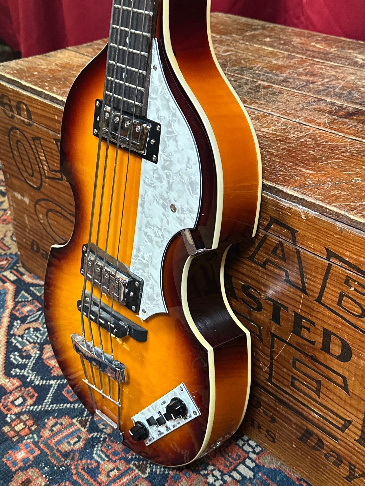 Hofner B-Bass Icon Series Violin Bass Tobacco Burst w/ OHSC