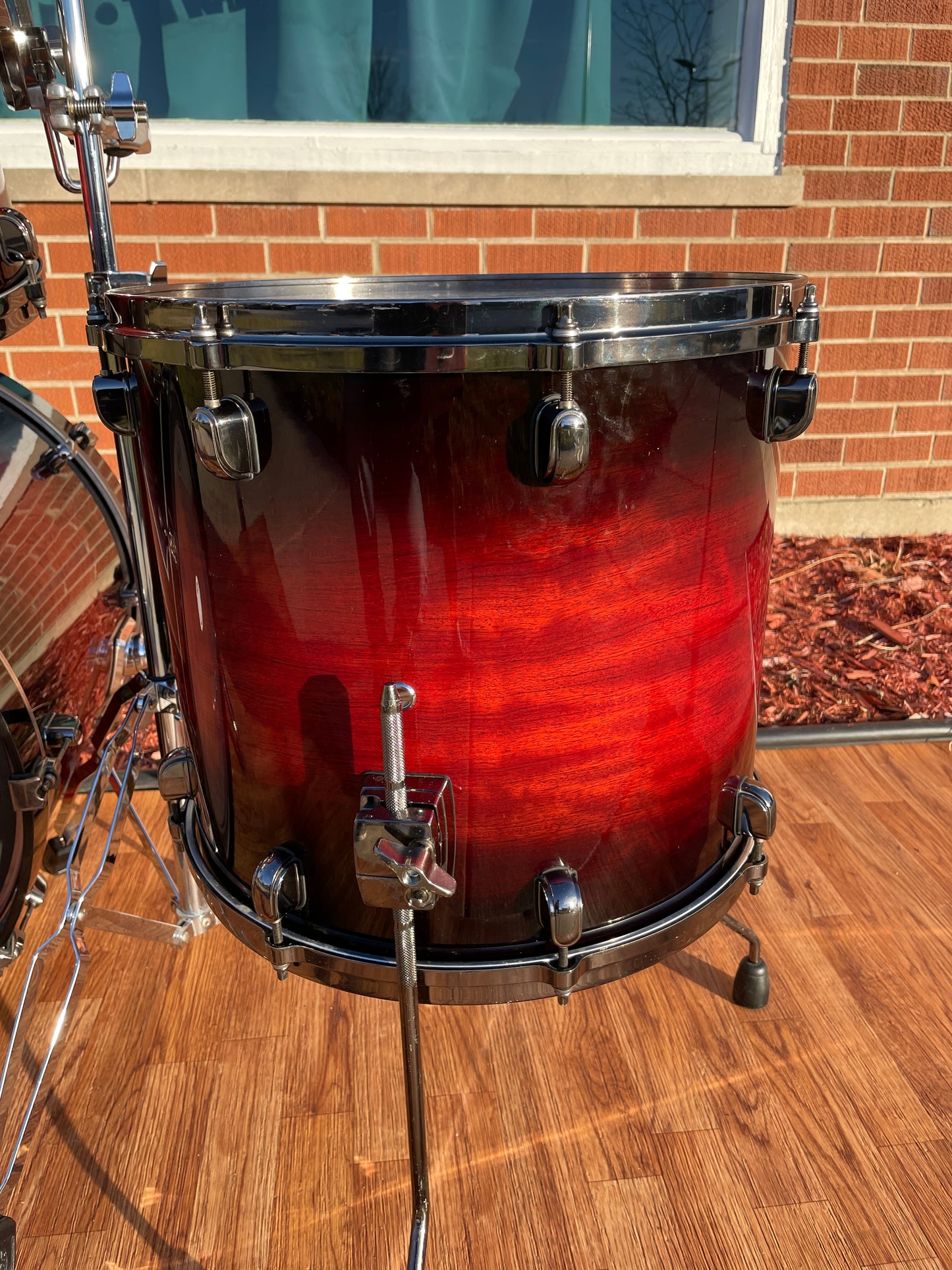 Tama Starclassic Bubinga Drum Set Red Mahogany Burst 22/8/10/12/16