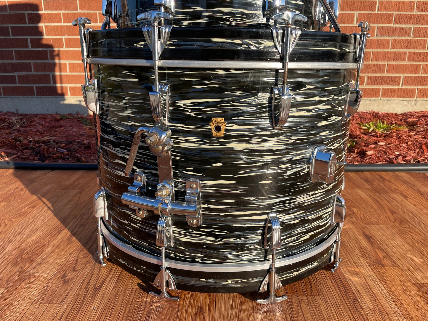 1969 Ludwig Super Classic Drum Set Oyster Black Pearl 22/13/16