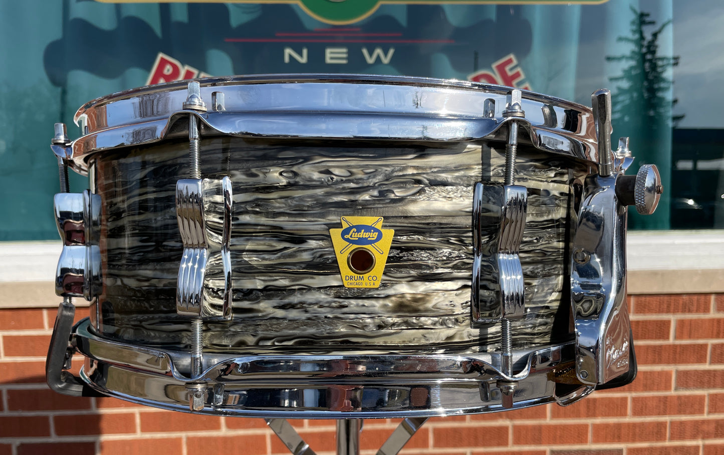 1958 Ludwig 5.5x14 No. 900P Trans Badge Super Classic Snare Drum Oyster Black Pearl COB