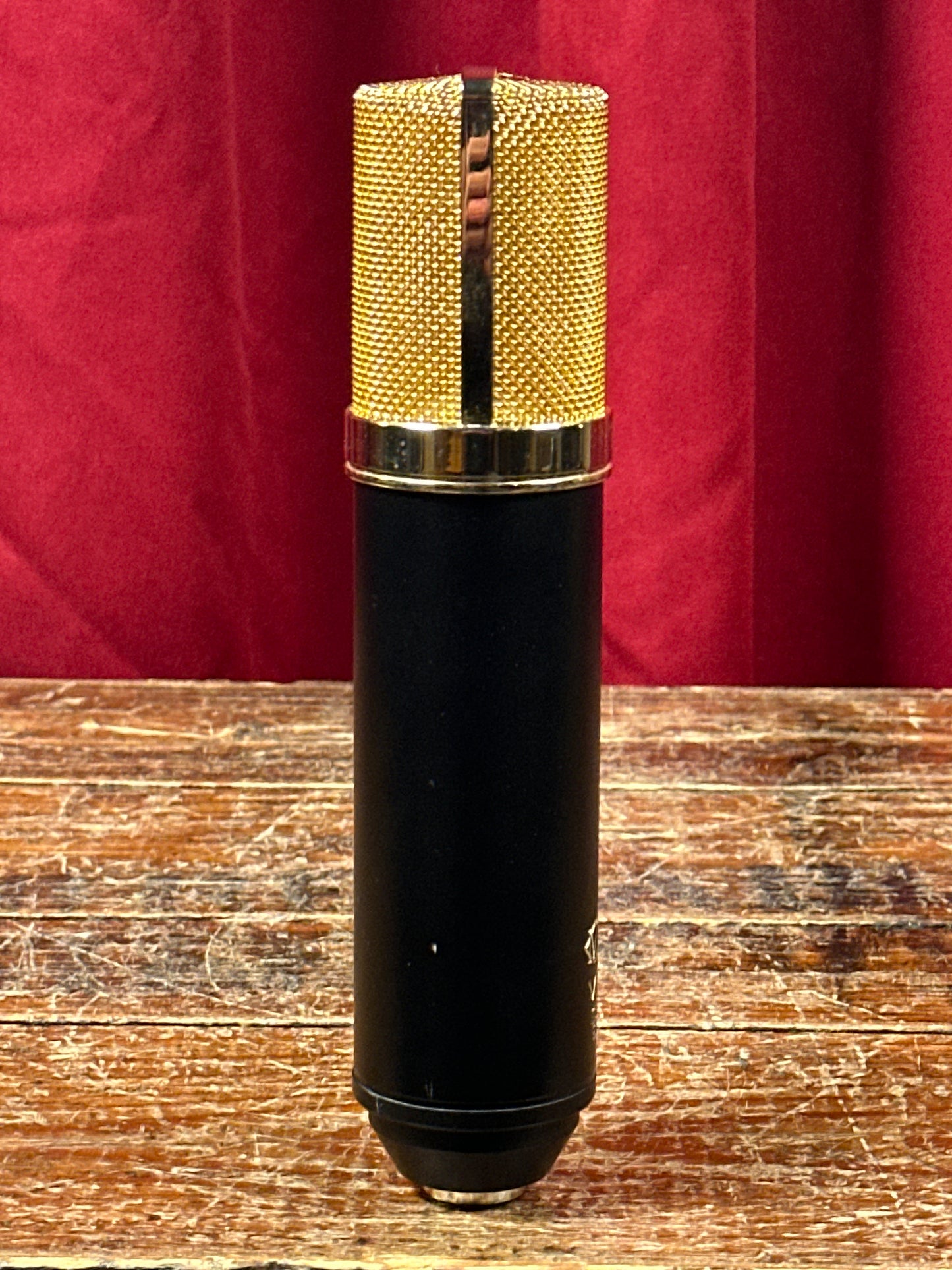 MXL V69 M EDT Mogami Edition Tube Condenser Microphone w/ Case