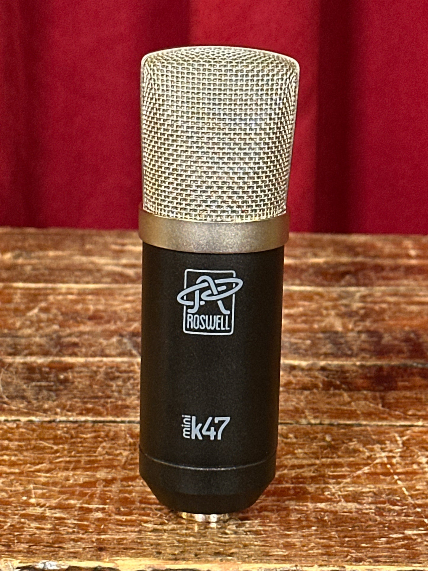 Roswell Mini K47 Condenser Microphone w/ Shockmount & Case 1 of 2