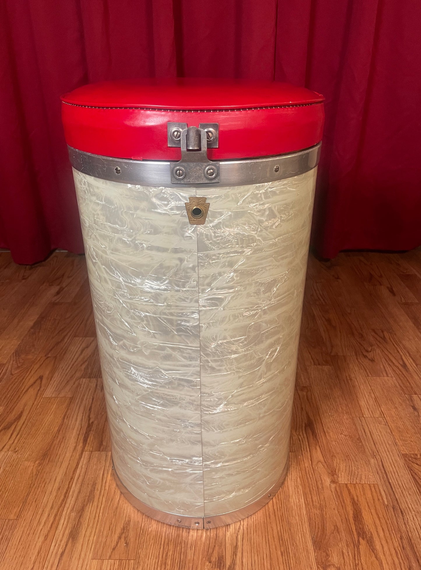 Vintage 1960s Ludwig No. 1027 Canister Throne White Marine Pearl w/ Red Top Seat Case