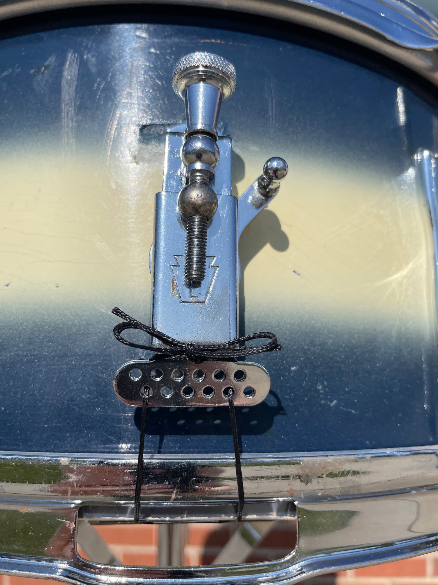 1961 Ludwig 6.5x14 Auditorium Snare Drum Blue/White Duco COB