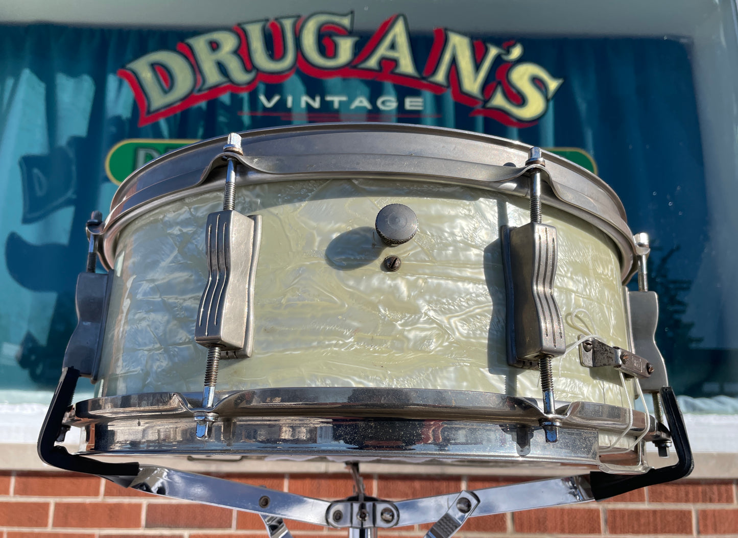 1959 Ludwig No. 900P Buddy Rich Super Classic 5.5x14 Snare Drum White Marine Pearl WMP