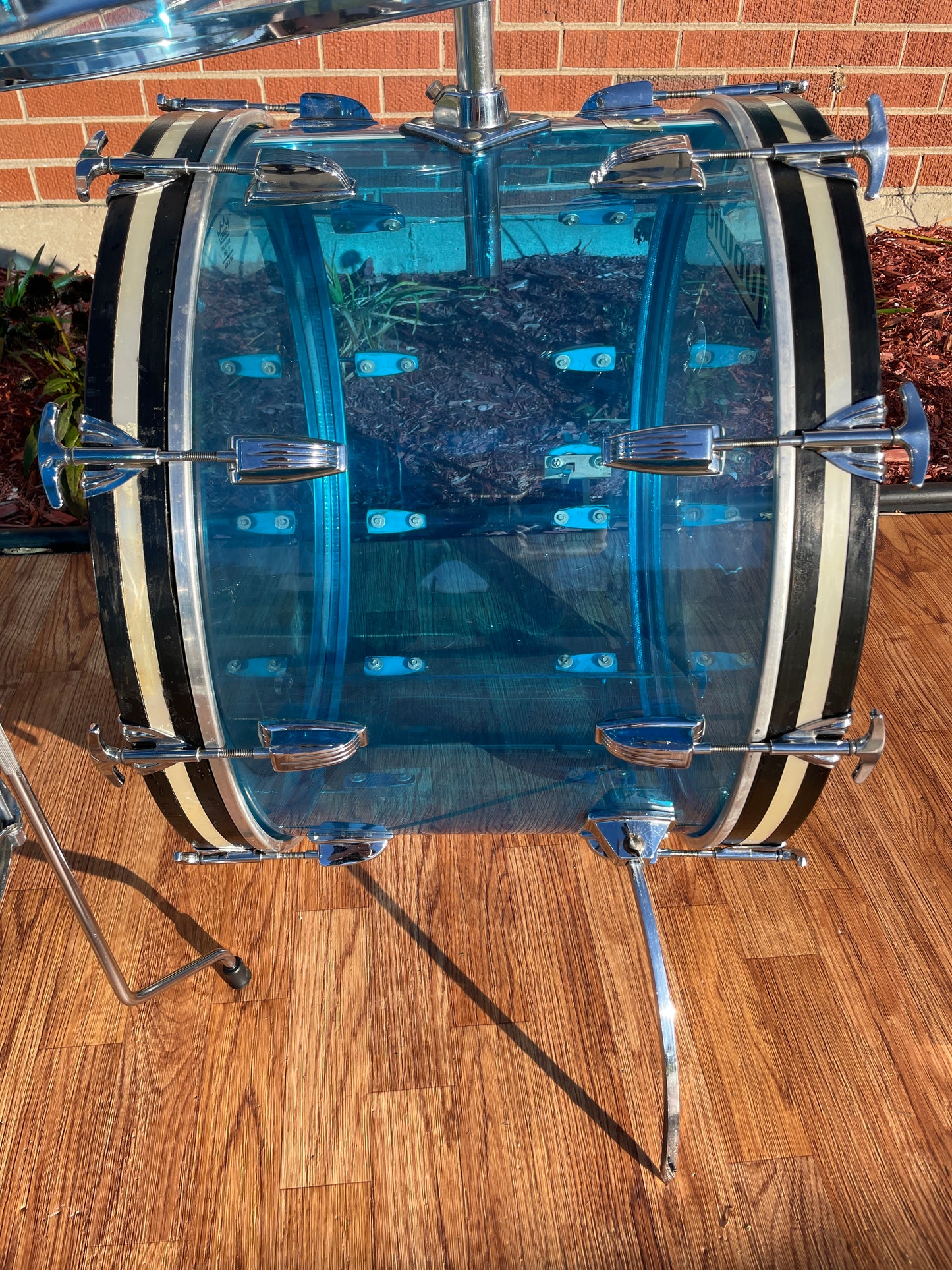 1970s Ludwig Blue Vistalite Big Beat Outfit Drum Set 22/12/13/16
