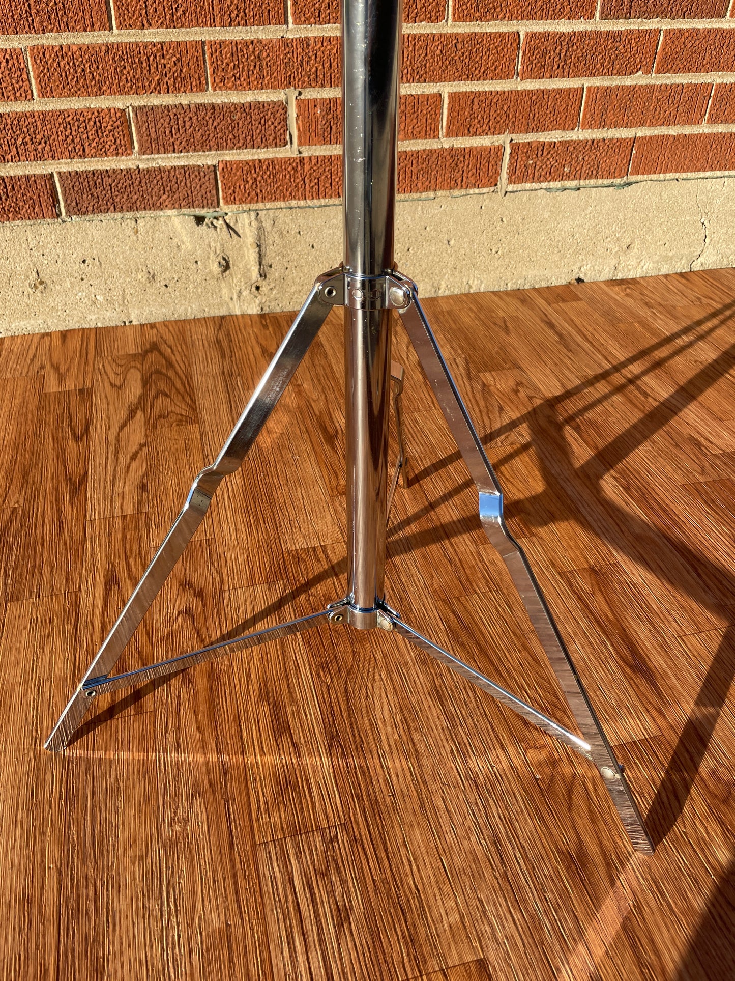 Early 1960s Ludwig No. 1345 All-Angle Dual Tom Drum Stand Blue Note Set