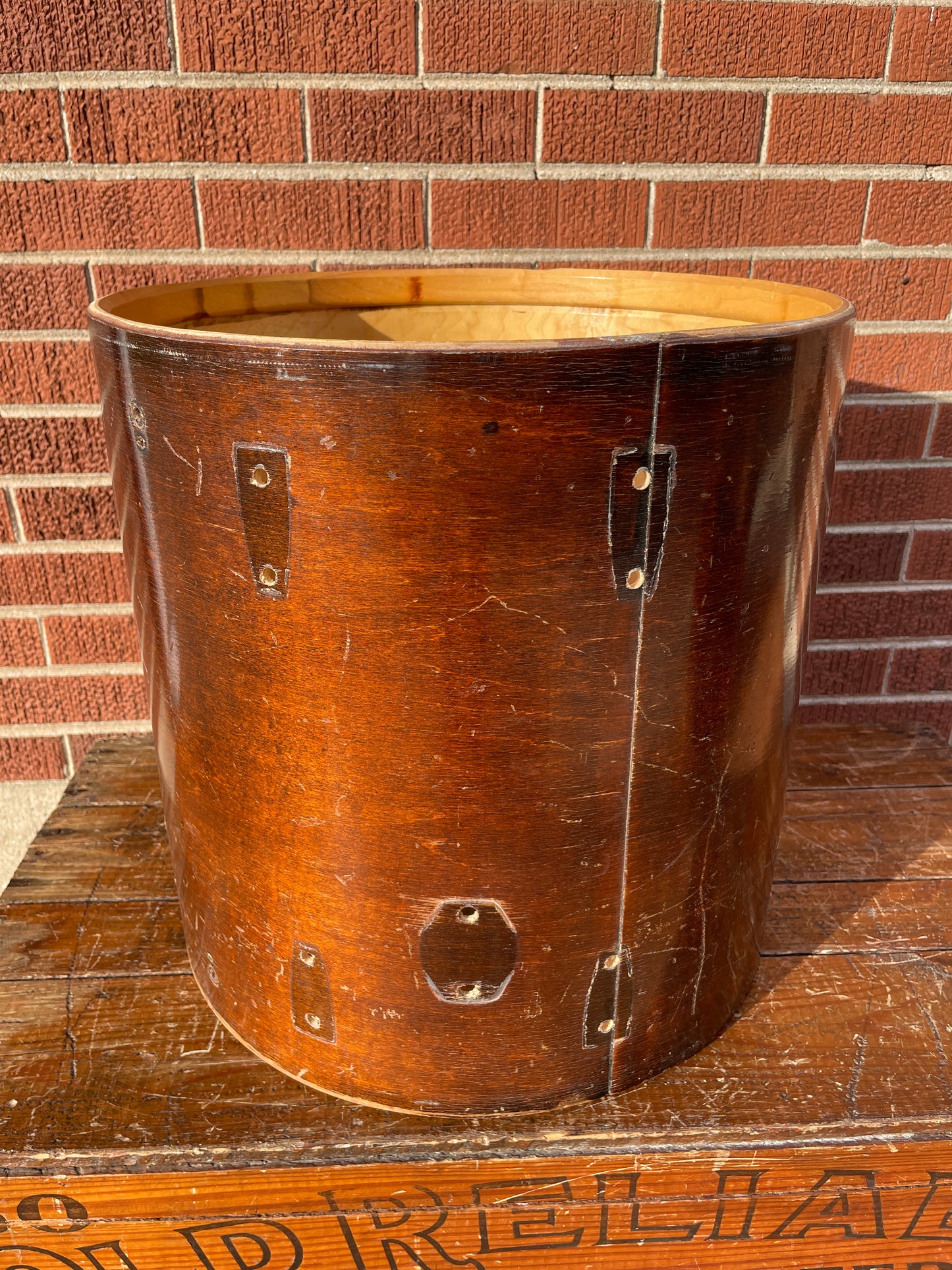 1970s Ludwig 16x16 Floor Tom Drum Shell Walnut Thermo-Gloss