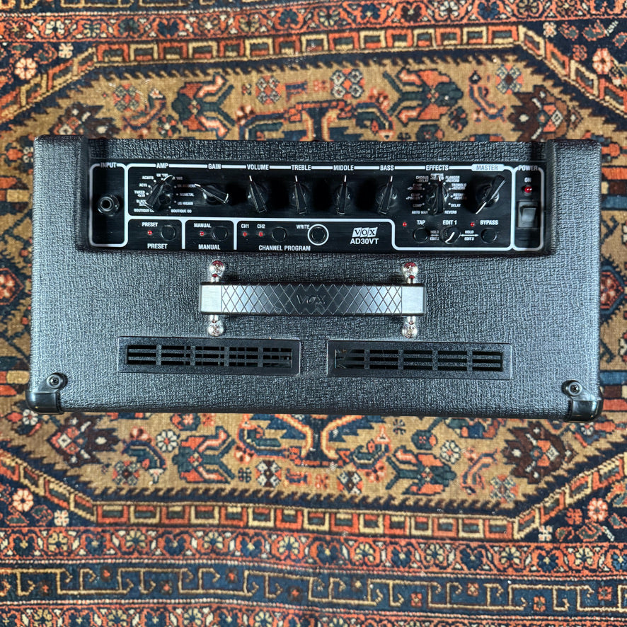 Vox AD30VT Valvetronix 1x10 30w Modeling Combo Amplifier