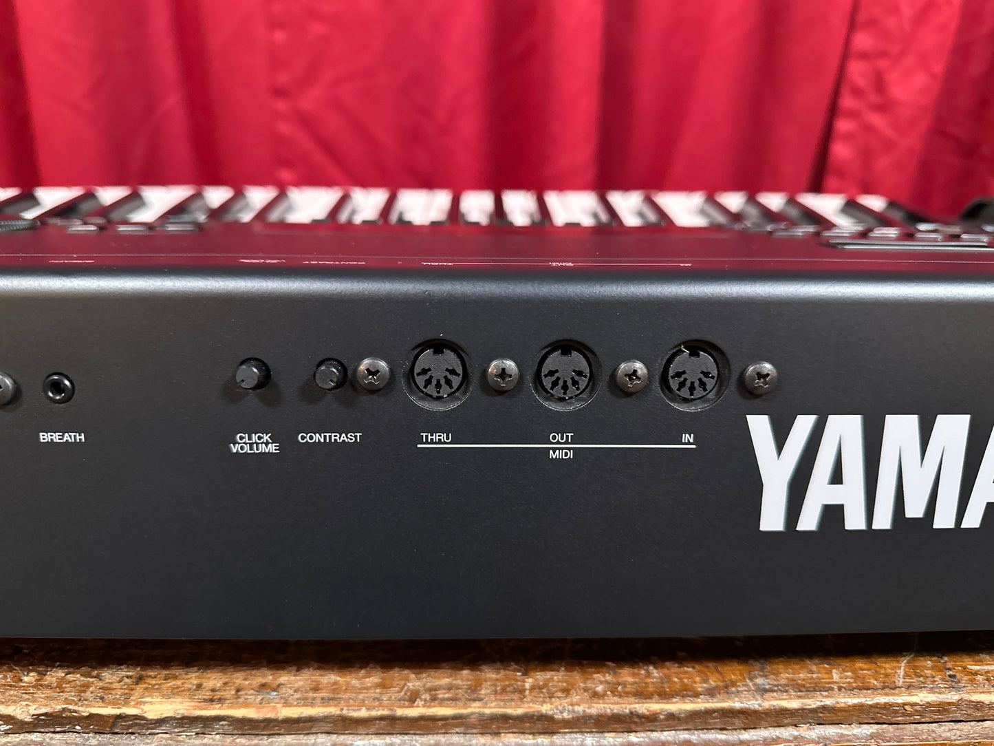 1980s-1990s Yamaha SY77 Synthesizer w/ Hardshell Case