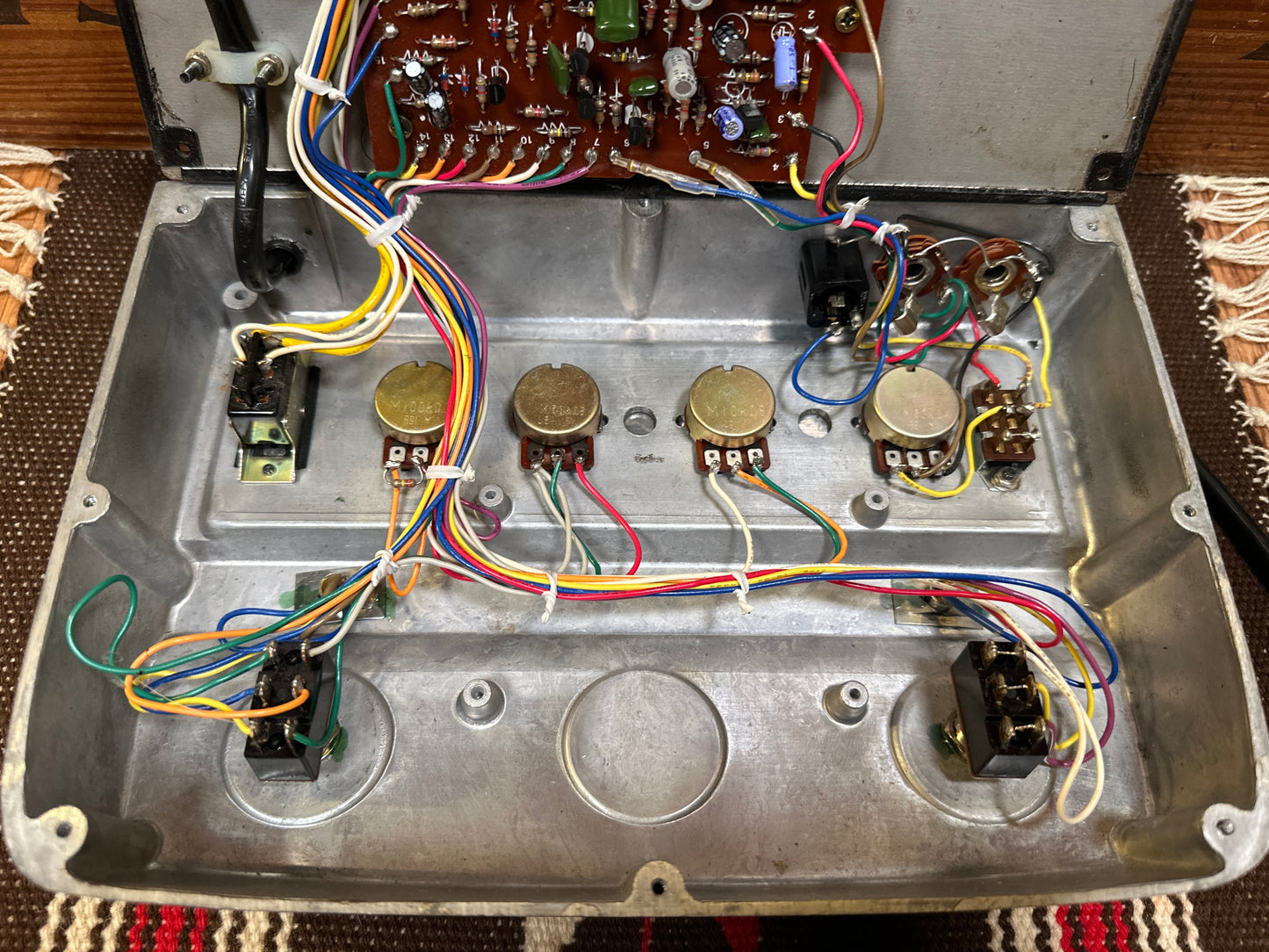 Vintage 1979 Boss CE-1 Chorus Ensemble / Vibrato Pedal MN3002 BBD