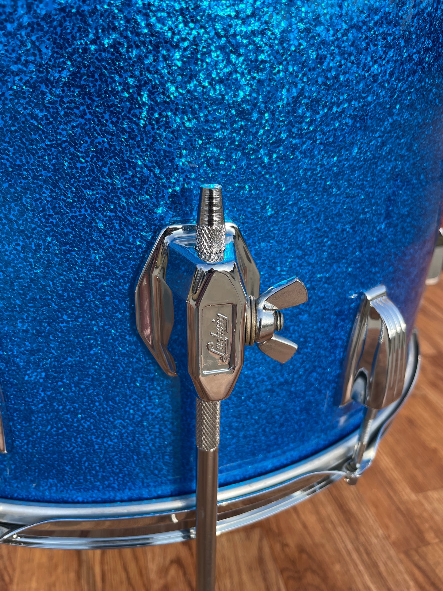 1968-1969 Ludwig 16x18 Floor Tom Drum Blue Sparkle