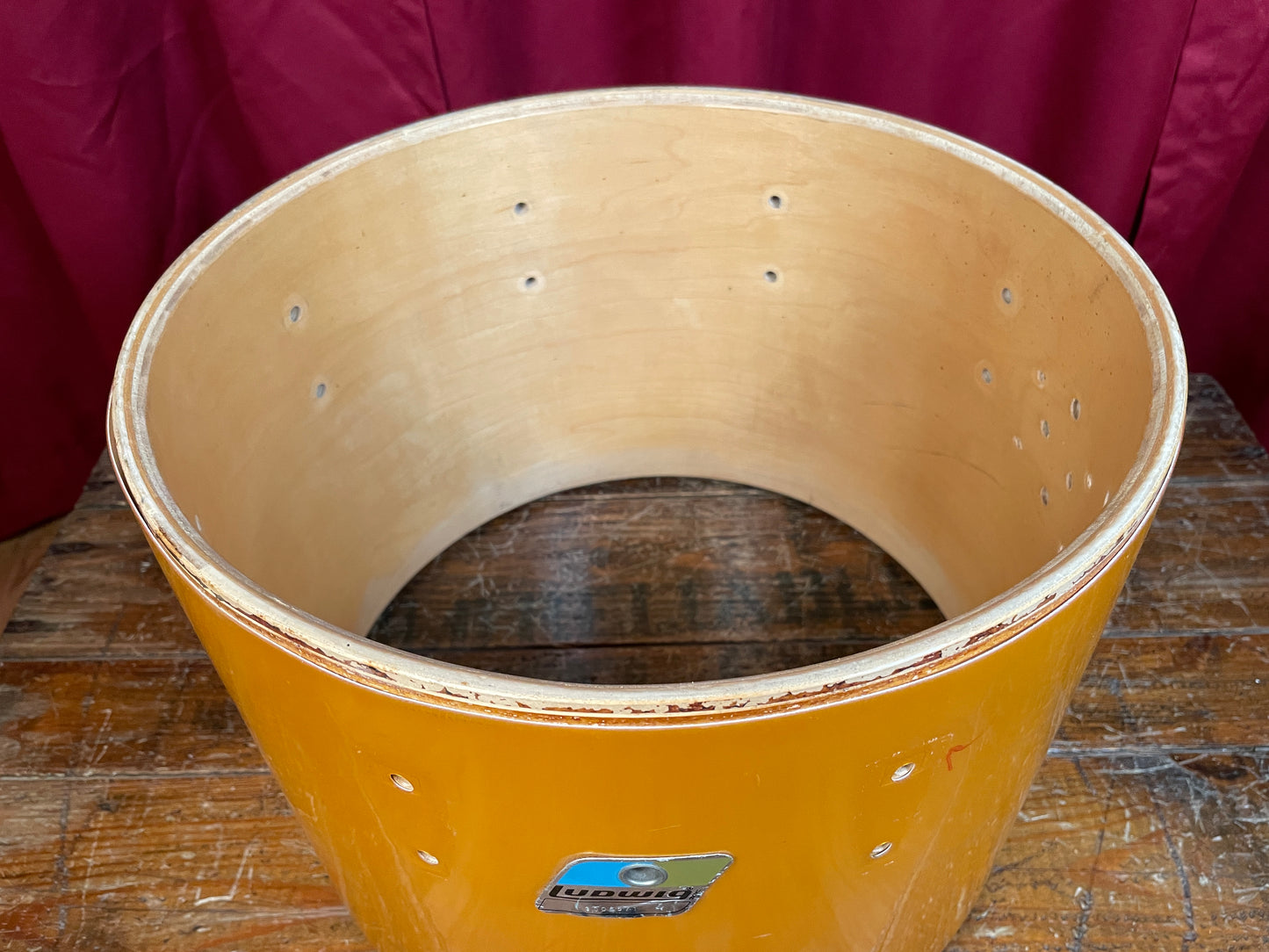1980s Ludwig 9x13 Concert Tom Drum Shell Gold Silk 6-Ply