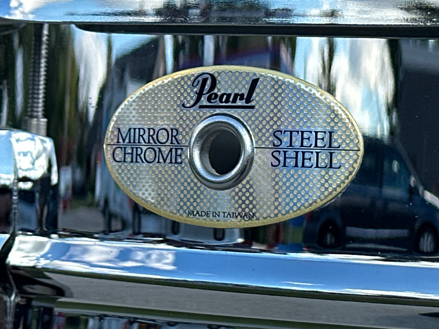 2000s Pearl Standard Steel 5.5x14 Snare Drum Mirror Chrome SS1455