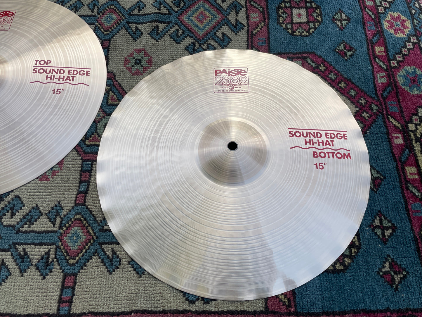 15" Paiste 2002 Sound Edge Hi-Hat Cymbal Pair 1132g/1260g *Video Demo*