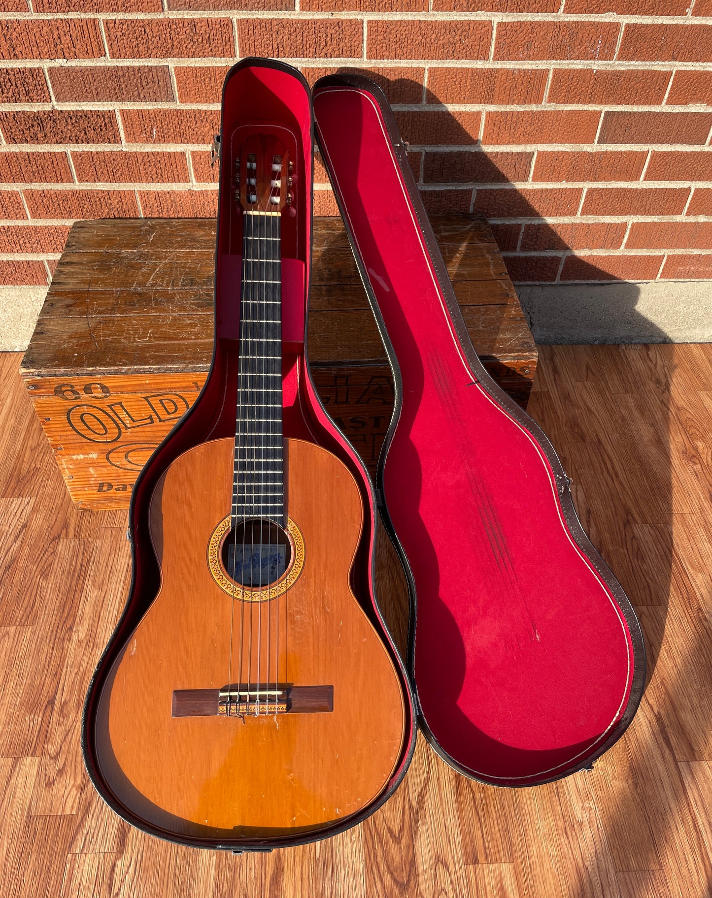 1972 Jose Ramirez Concepcion Jeronima No. 2 Classical Guitar Natural w/Case