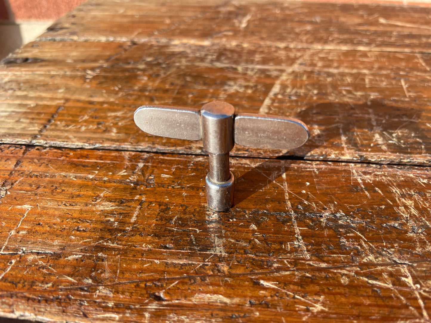 1960s Ludwig Script Logo Drum Key