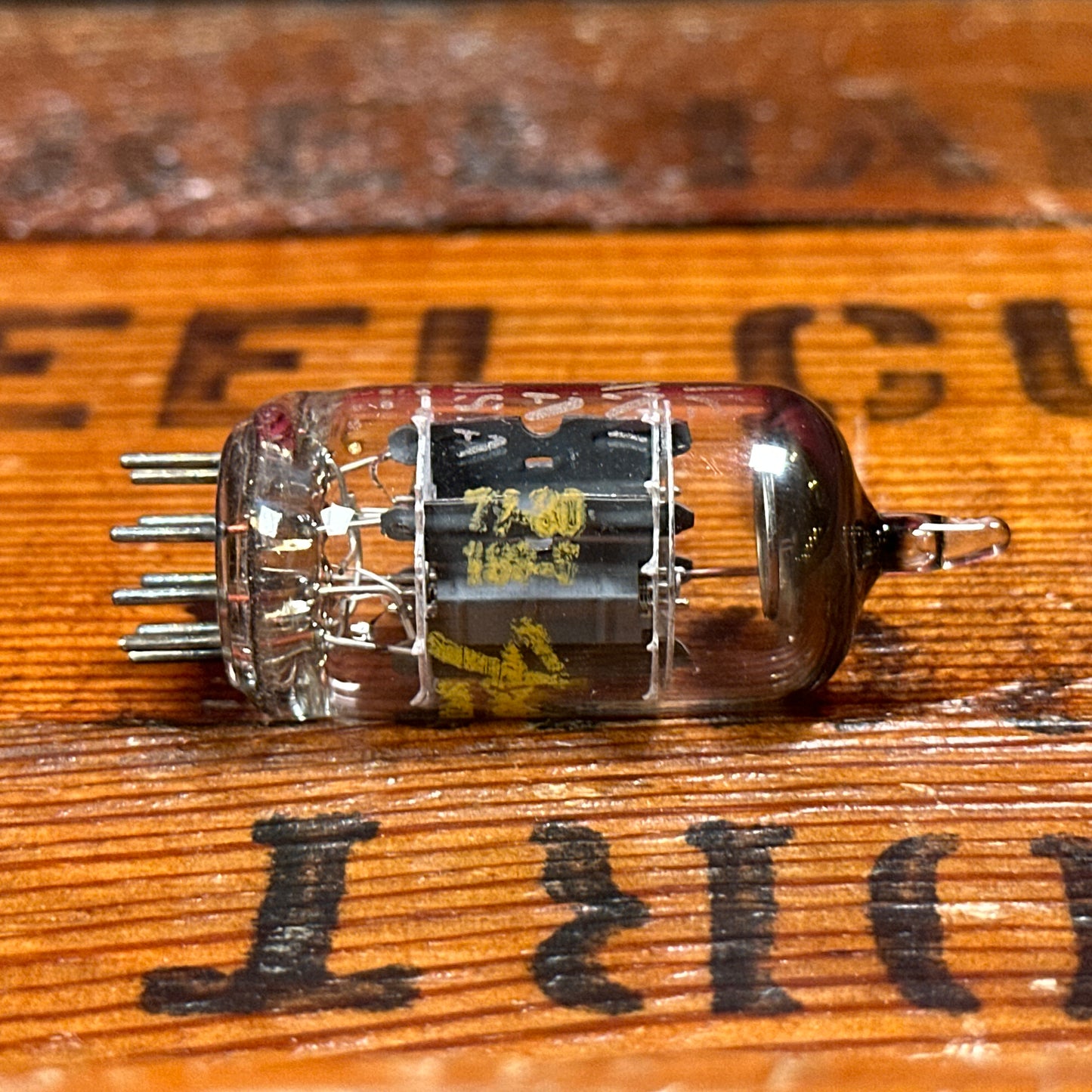 Vintage Fender GE 12AX7A / 7025 Preamp Tube ECC83 Valve General Electric #279